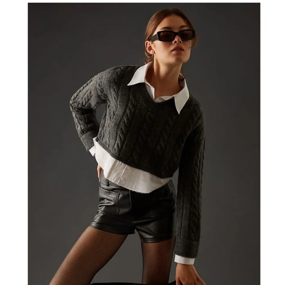 Anthropologie pilo cropped sweater